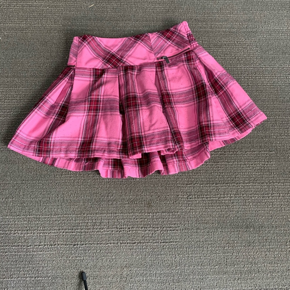 Plaid Pleaded skirt